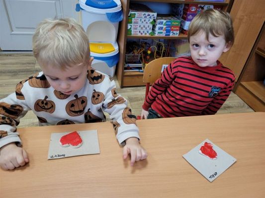 Grafika #12: 14 luty 2023 Walentynki - Dzień Przyjaźni gr I