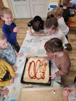 Grafika #21: 09.02.2023 Dzień pizzy w gr I