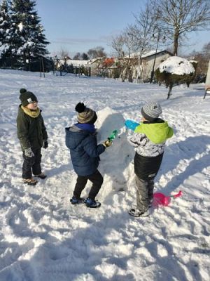 Grafika #11: 06.02.2023 Zimowe zabawy w ogrodzie przedszkolnym