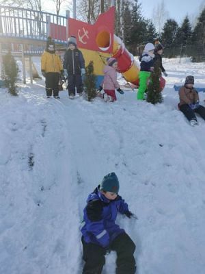 Grafika #23: 06.02.2023 Zimowe zabawy w ogrodzie przedszkolnym