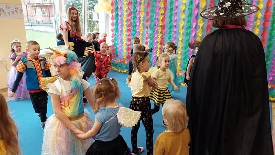 Grafika #3: 13.01.2023 Fotorelacja z balu karnawałowego cz.II