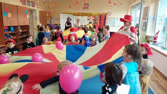 Grafika #18: 13.01.2023 Fotorelacja z balu karnawałowego cz.II