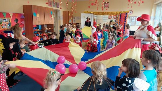 Grafika #19: 13.01.2023 Fotorelacja z balu karnawałowego cz.II