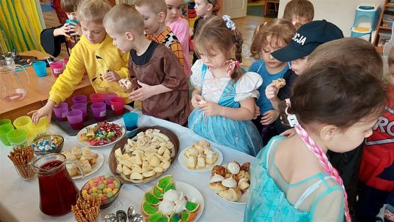 Grafika #36: 13.01.2023 Fotorelacja z balu karnawałowego cz.II