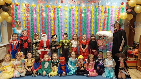 Grafika #3: 13.01.2023 Fotorelacja z balu karnawałowego cz.I