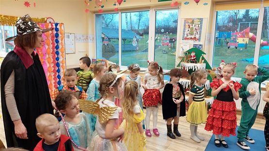 Grafika #9: 13.01.2023 Fotorelacja z balu karnawałowego cz.I