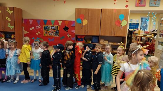 Grafika #10: 13.01.2023 Fotorelacja z balu karnawałowego cz.I