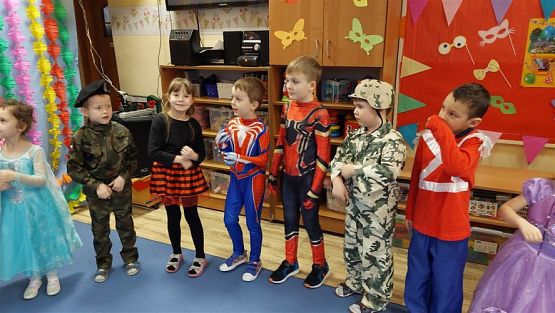 Grafika #18: 13.01.2023 Fotorelacja z balu karnawałowego cz.I