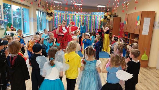 Grafika #23: 13.01.2023 Fotorelacja z balu karnawałowego cz.I