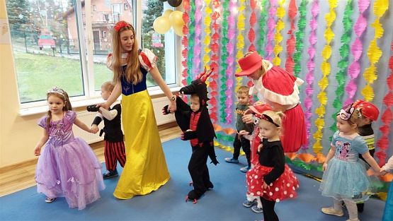 Grafika #28: 13.01.2023 Fotorelacja z balu karnawałowego cz.I