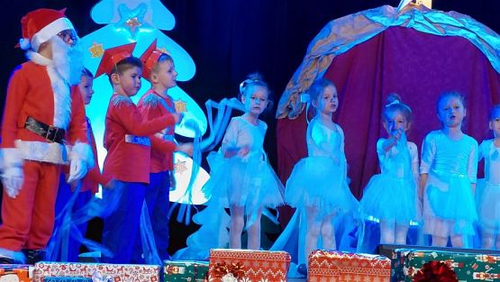 Grafika #10: 14.12.2022 Przedstawienie Świąteczne w GOKiS Wicko cz.II