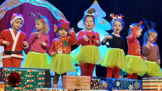 Grafika #29: 14.12.2022 Przedstawienie Świąteczne w GOKiS Wicko cz.I