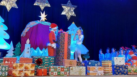 Grafika #35: 14.12.2022 Przedstawienie Świąteczne w GOKiS Wicko cz.I