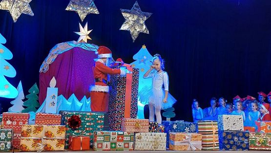 Grafika #36: 14.12.2022 Przedstawienie Świąteczne w GOKiS Wicko cz.I