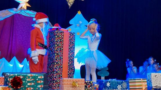 Grafika #37: 14.12.2022 Przedstawienie Świąteczne w GOKiS Wicko cz.I