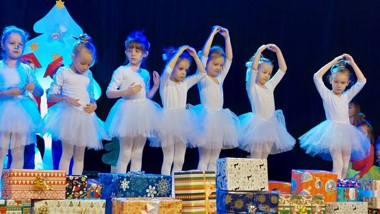 Grafika #43: 14.12.2022 Przedstawienie Świąteczne w GOKiS Wicko cz.I