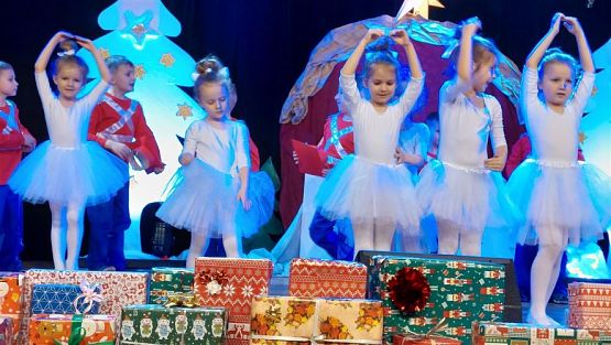 Grafika #48: 14.12.2022 Przedstawienie Świąteczne w GOKiS Wicko cz.I