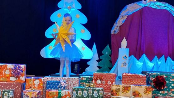 Grafika #51: 14.12.2022 Przedstawienie Świąteczne w GOKiS Wicko cz.I