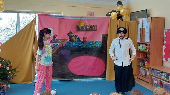 Grafika #29: 08.12.2022 Przedstawienie teatralne pt."Wartość bajki"