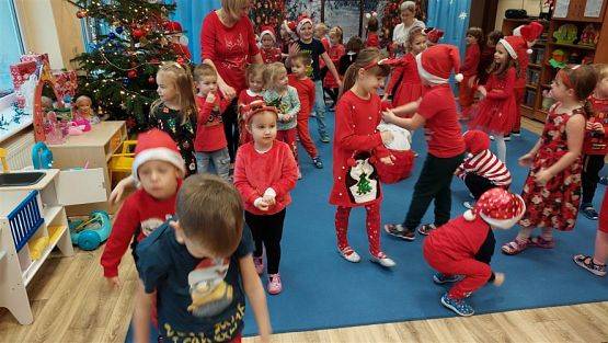 Grafika #16: 06.12.2022 Mikołajki w przedszkolu