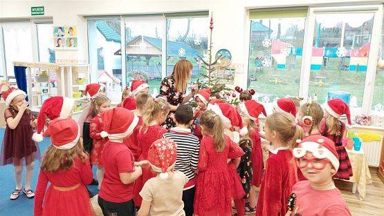 Grafika #76: 06.12.2022 Mikołajki w przedszkolu