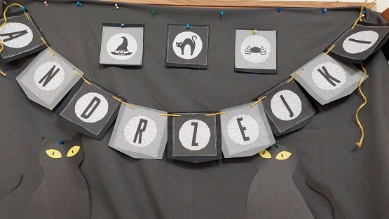 Grafika #0: 30.11.2022 Wróżby i zabawy andrzejkowe gr III