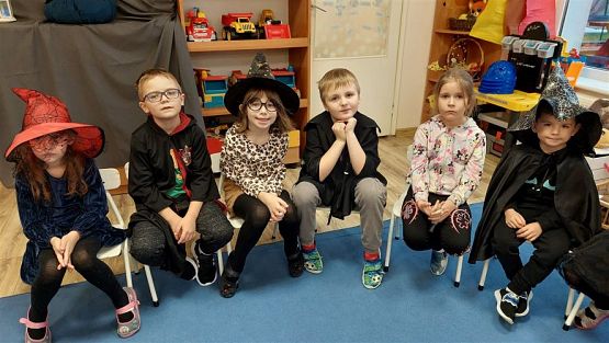 Grafika #8: 30.11.2022 Wróżby i zabawy andrzejkowe gr III