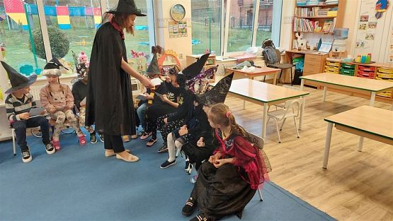 Grafika #16: 30.11.2022 Wróżby i zabawy andrzejkowe gr III