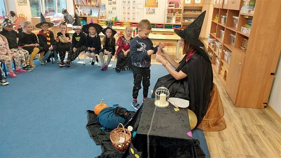 Grafika #25: 30.11.2022 Wróżby i zabawy andrzejkowe gr III