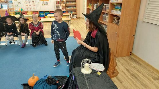 Grafika #26: 30.11.2022 Wróżby i zabawy andrzejkowe gr III