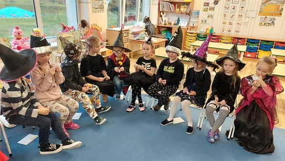 Grafika #40: 30.11.2022 Wróżby i zabawy andrzejkowe gr III