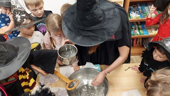 Grafika #45: 30.11.2022 Wróżby i zabawy andrzejkowe gr III