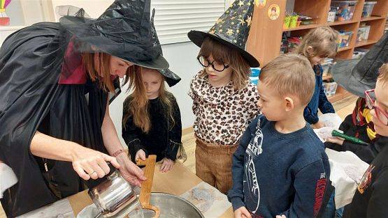 Grafika #48: 30.11.2022 Wróżby i zabawy andrzejkowe gr III