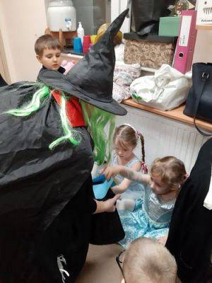 Grafika #23: 30.11.2022 Wróżby i zabawy andrzejkowe gr II