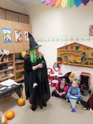 Grafika #30: 30.11.2022 Wróżby i zabawy andrzejkowe gr II