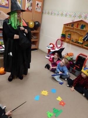 Grafika #31: 30.11.2022 Wróżby i zabawy andrzejkowe gr II