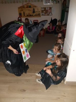 Grafika #50: 30.11.2022 Wróżby i zabawy andrzejkowe gr II