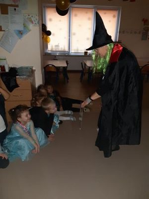 Grafika #52: 30.11.2022 Wróżby i zabawy andrzejkowe gr II