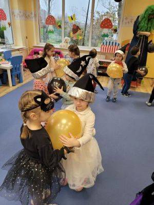 Grafika #48: 30.11.2022 Andrzejkowe zabawy w gr I