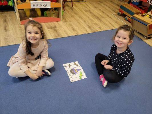 Grafika #52: 30.11.2022 Andrzejkowe zabawy w gr I