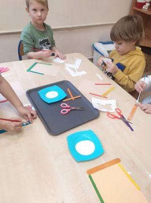 Grafika #1: 25.11.2022 Dzień pluszowego misia gr II