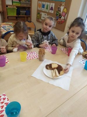 Grafika #8: 25.11.2022 Dzień pluszowego misia gr II