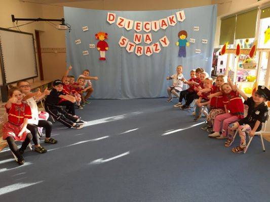 Grafika #19: 09.11.2022 Projekt edukacyjny &quot;Dzieciaki na straży&quot; gr III