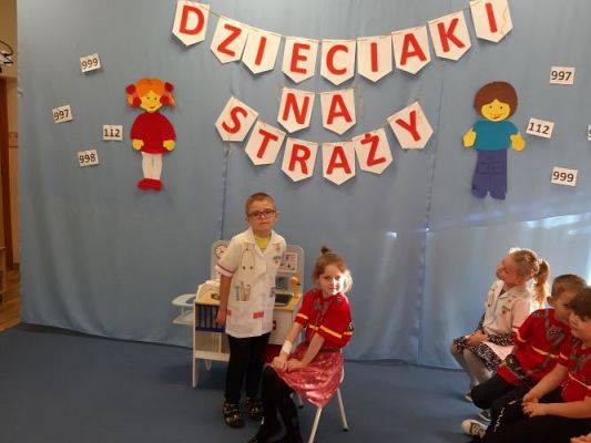 Grafika #46: 09.11.2022 Projekt edukacyjny &quot;Dzieciaki na straży&quot; gr III
