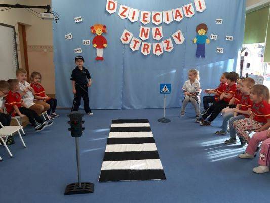 Grafika #54: 09.11.2022 Projekt edukacyjny &quot;Dzieciaki na straży&quot; gr III