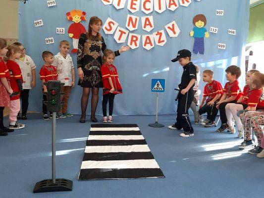 Grafika #55: 09.11.2022 Projekt edukacyjny &quot;Dzieciaki na straży&quot; gr III