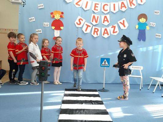 Grafika #63: 09.11.2022 Projekt edukacyjny &quot;Dzieciaki na straży&quot; gr III