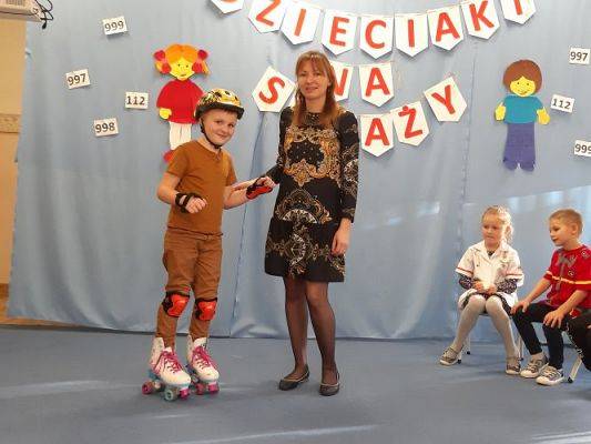 Grafika #71: 09.11.2022 Projekt edukacyjny &quot;Dzieciaki na straży&quot; gr III