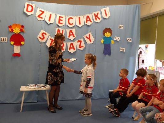 Grafika #77: 09.11.2022 Projekt edukacyjny &quot;Dzieciaki na straży&quot; gr III
