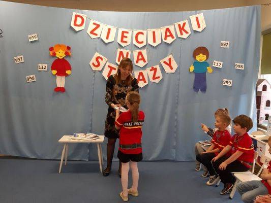 Grafika #79: 09.11.2022 Projekt edukacyjny &quot;Dzieciaki na straży&quot; gr III